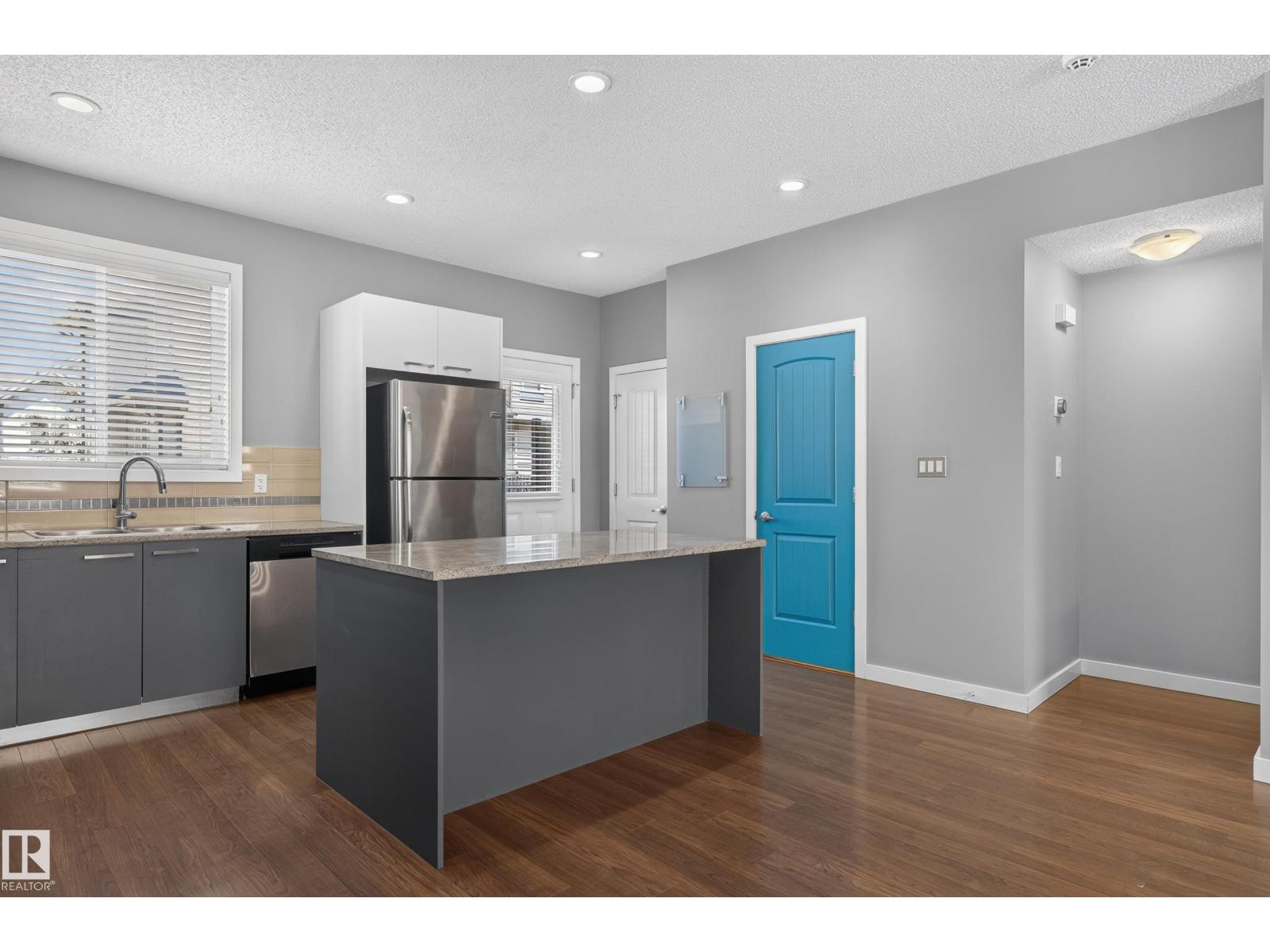 #24 655 Watt Bv Sw Property Photo 12
