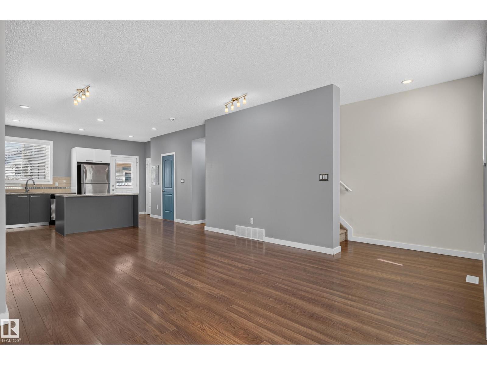 #24 655 Watt Bv Sw Property Photo 19