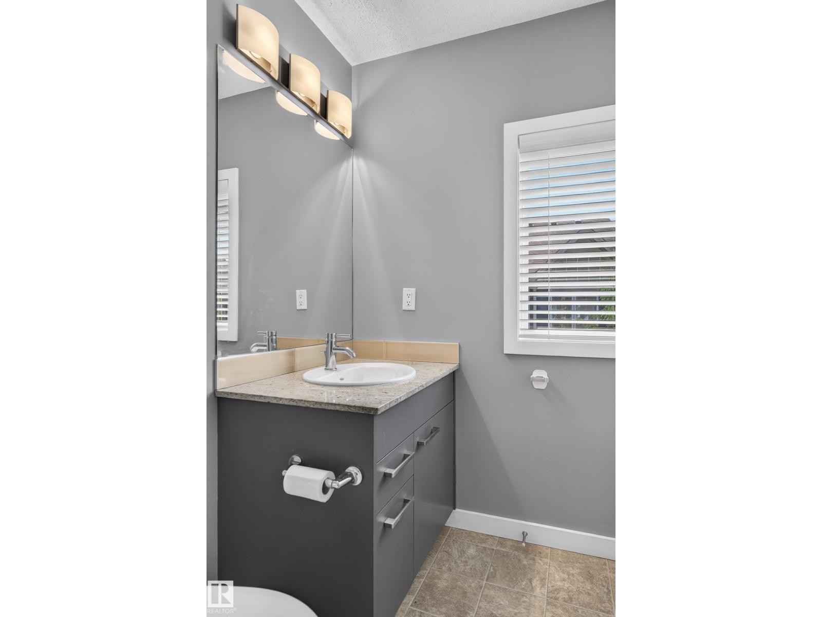 #24 655 Watt Bv Sw Property Photo 36