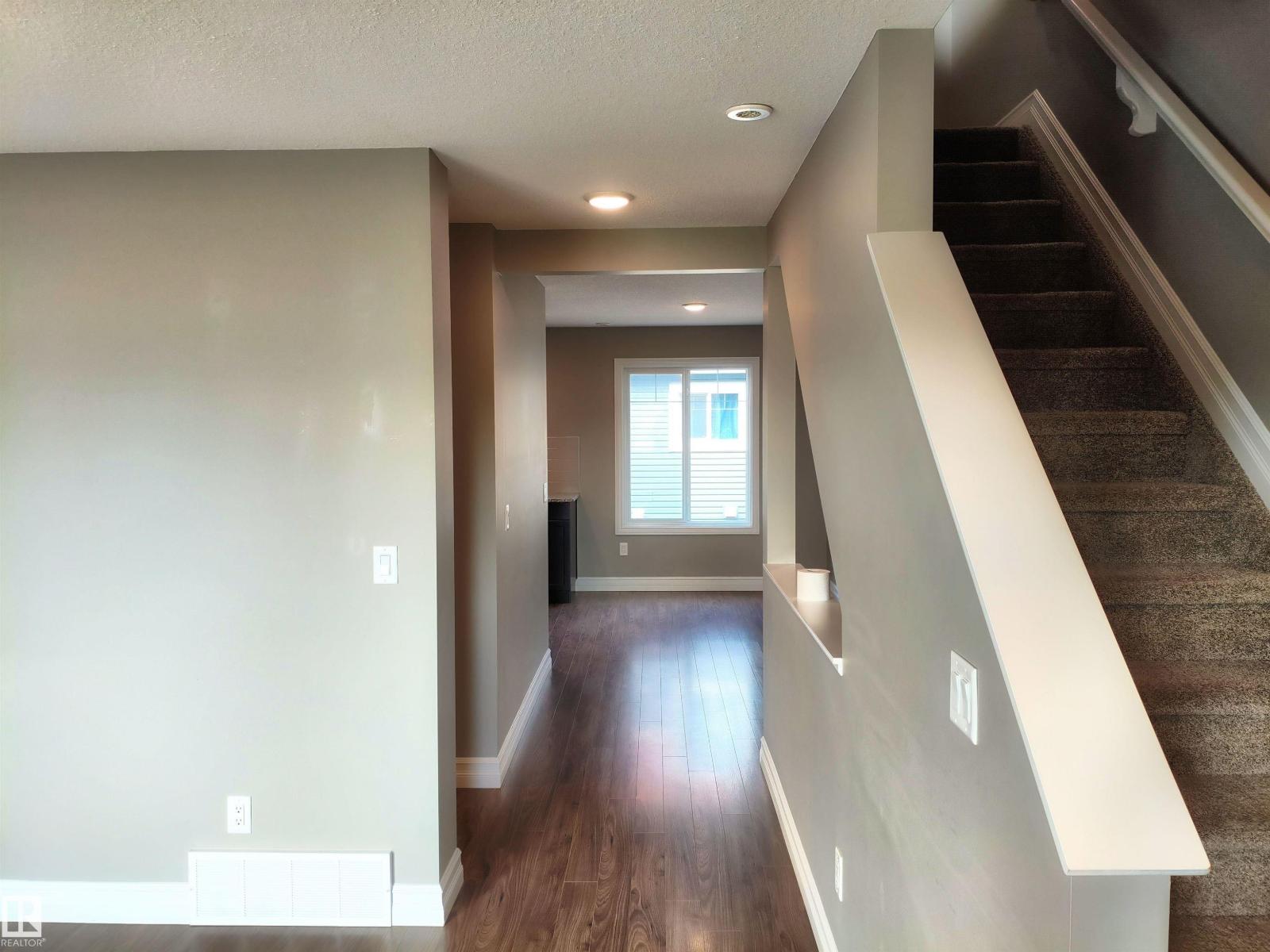 #23 1508 105 St Nw Property Photo 7