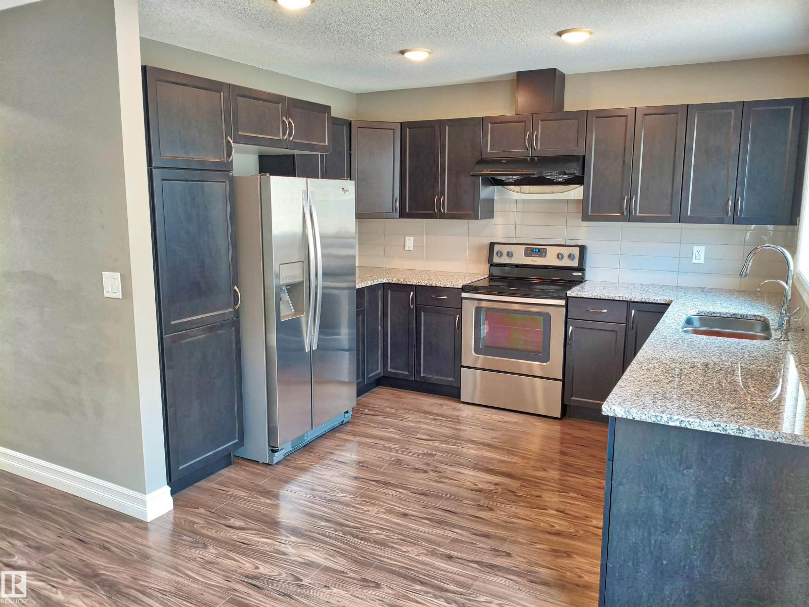 #23 1508 105 St Nw Property Photo 10