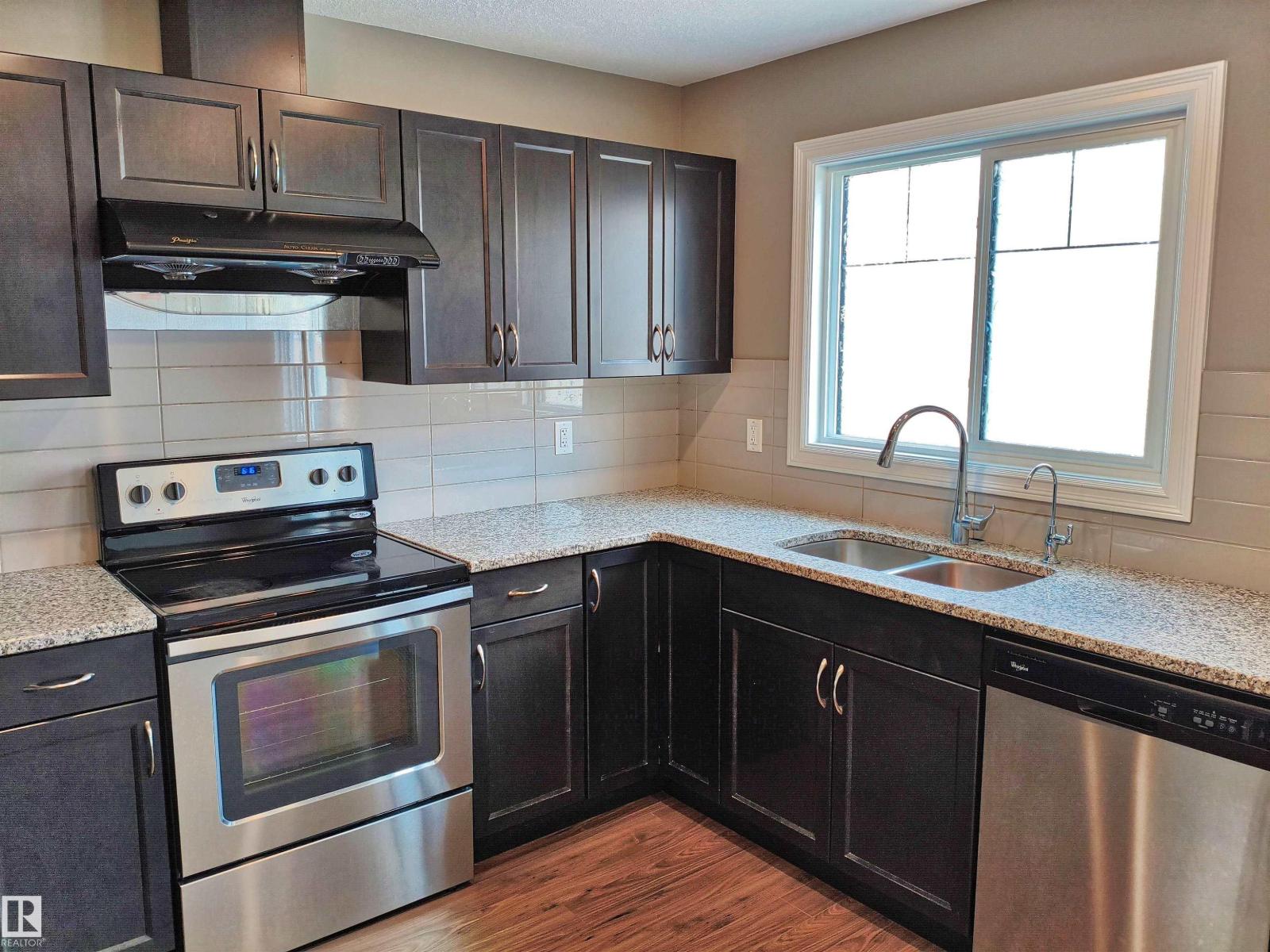#23 1508 105 St Nw Property Photo 13
