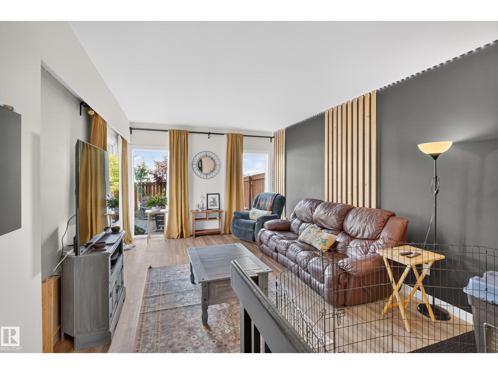 6712 36a Av Nw Property Photo 7