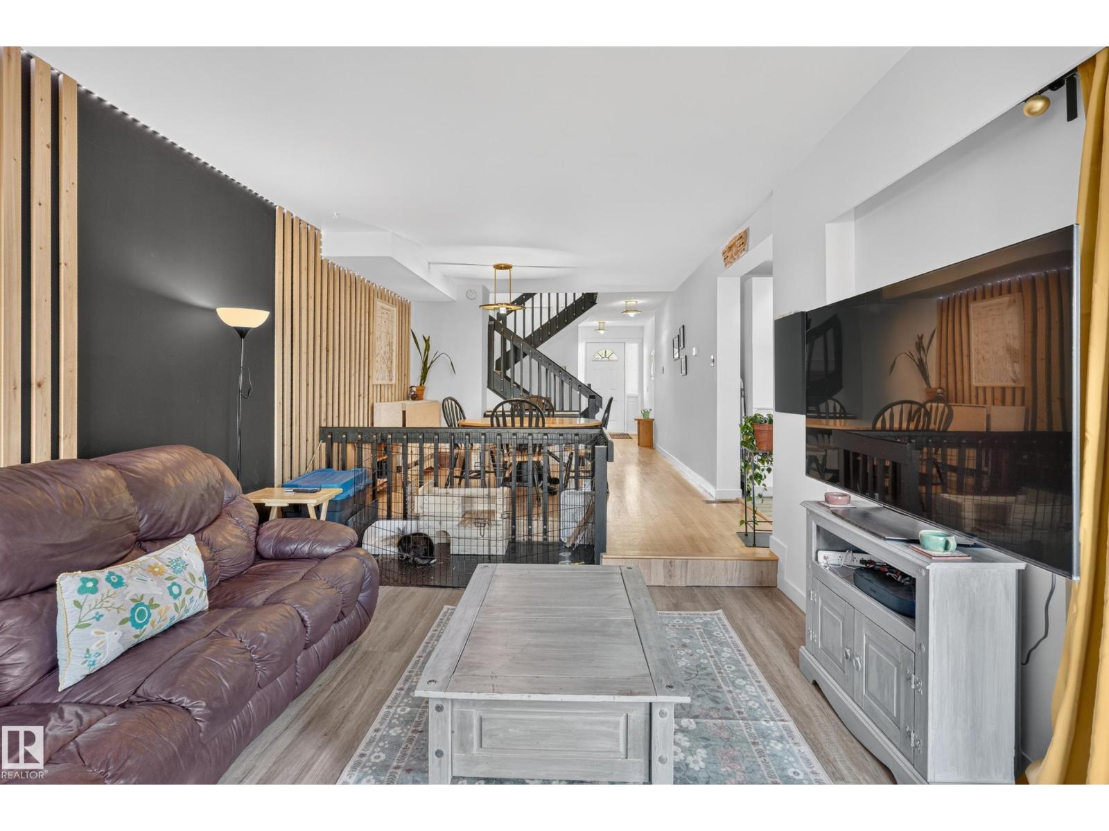 6712 36a Av Nw Property Photo 8