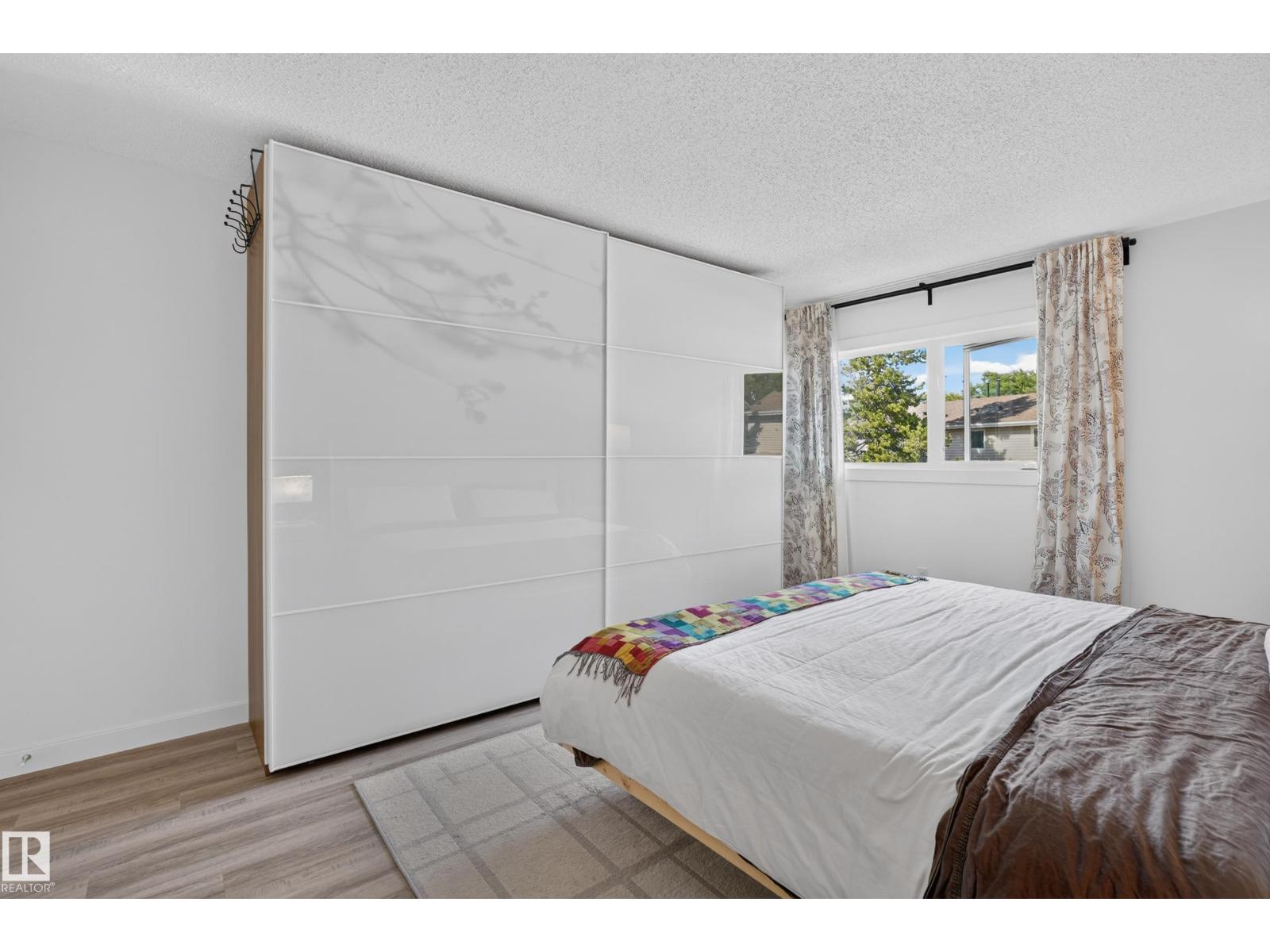 6712 36a Av Nw Property Photo 27
