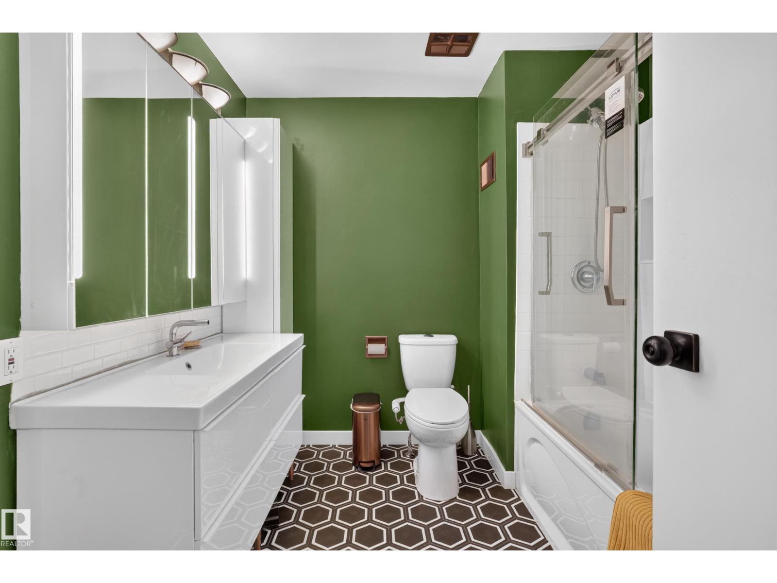 6712 36a Av Nw Property Photo 32