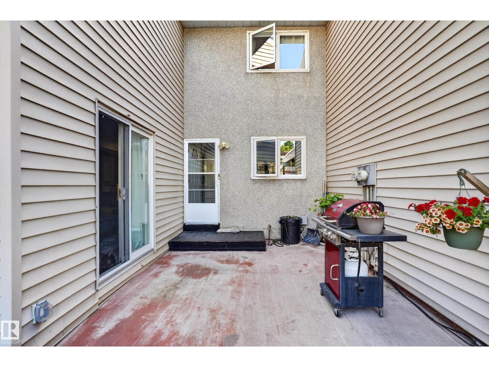 6712 36a Av Nw Property Photo 47