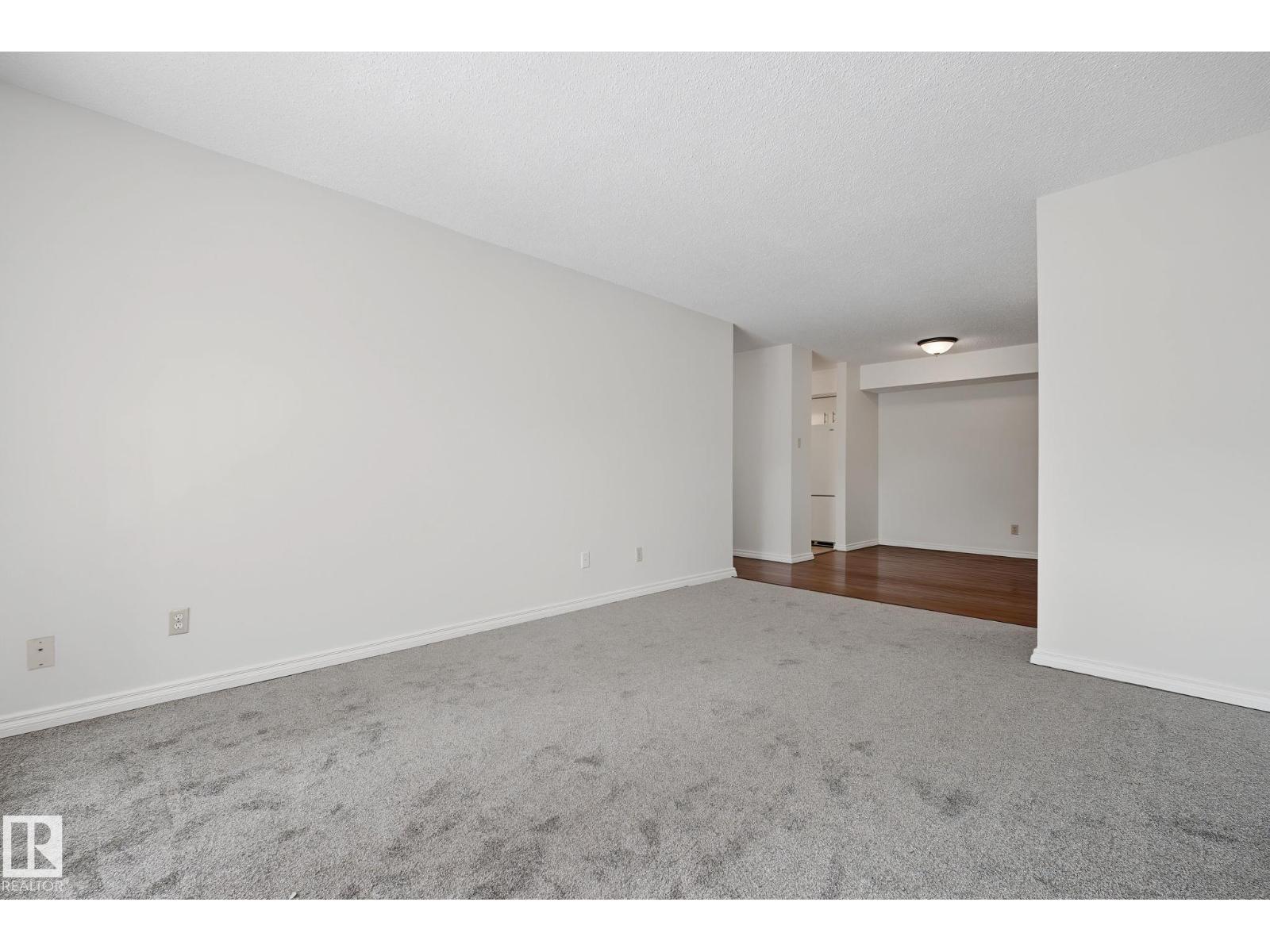 #6e 11608 28 Av Nw Nw Property Photo 8