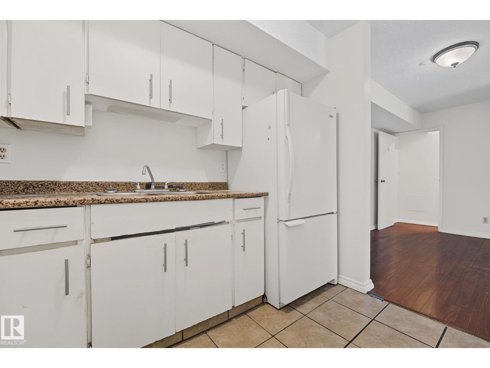 #6e 11608 28 Av Nw Nw Property Photo 13