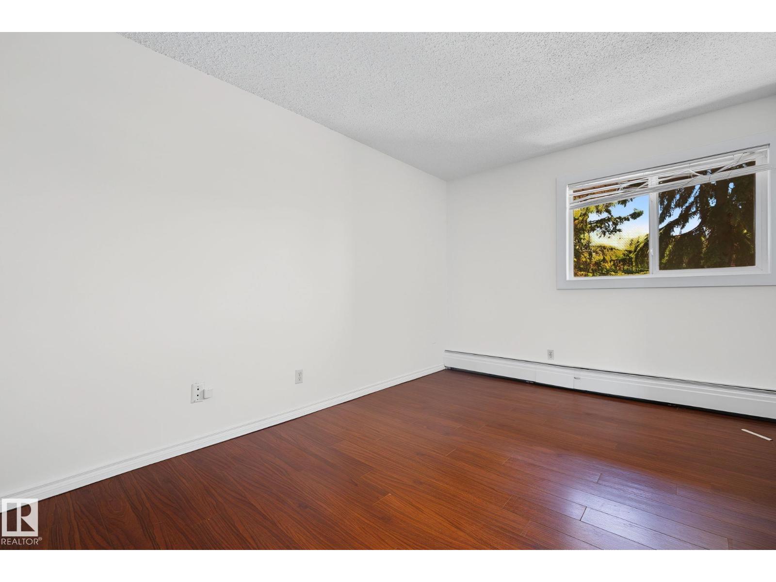 #6e 11608 28 Av Nw Nw Property Photo 17