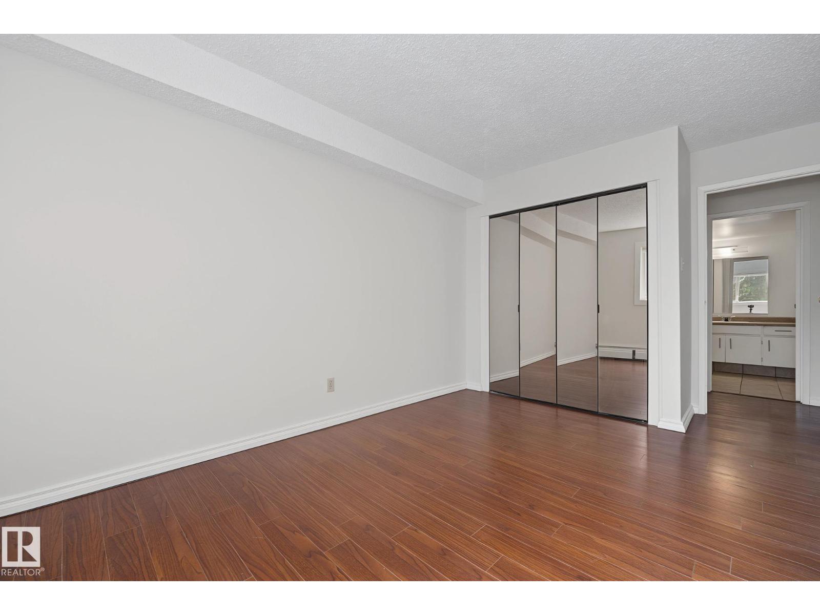 #6e 11608 28 Av Nw Nw Property Photo 24