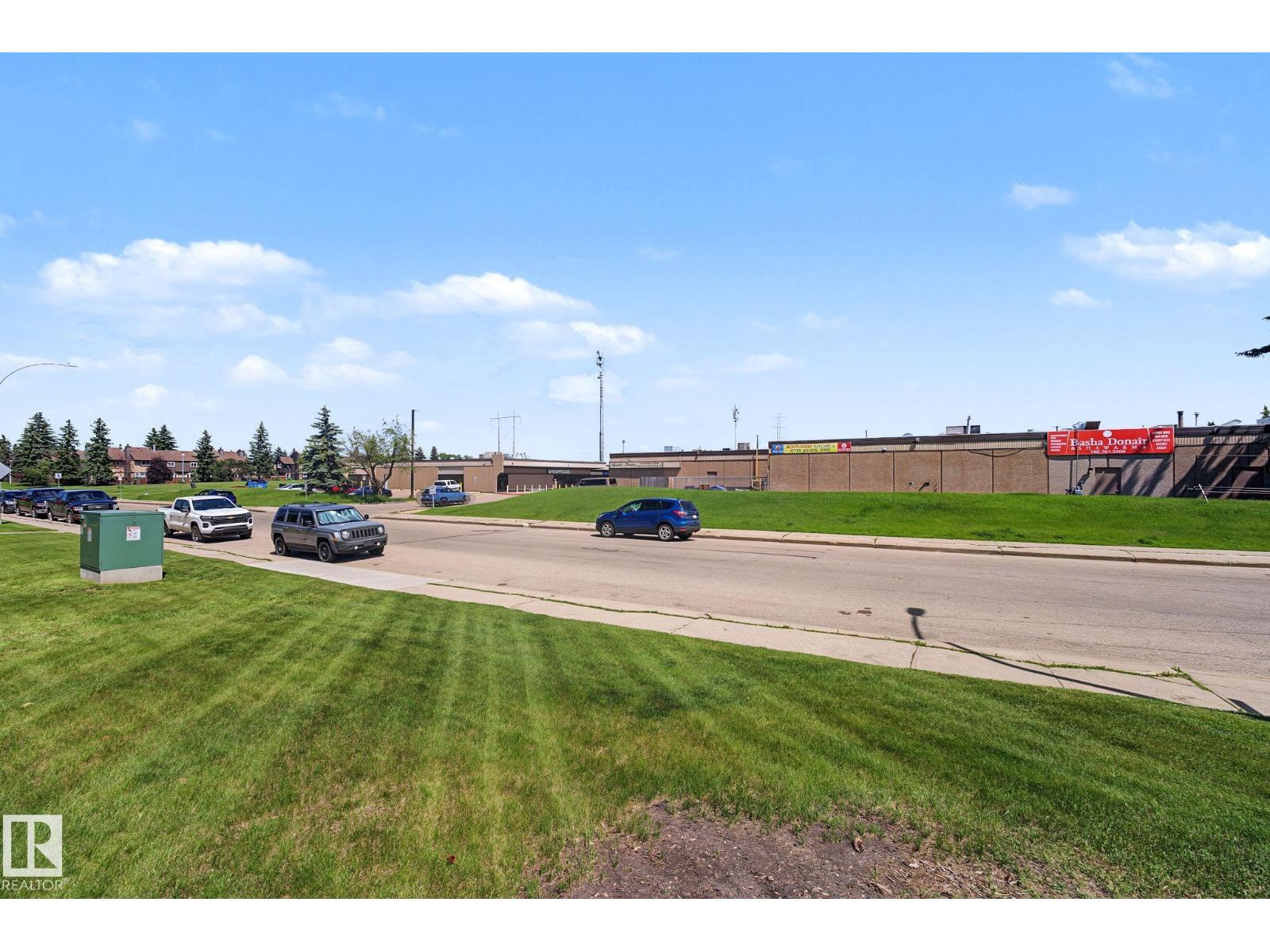#6e 11608 28 Av Nw Nw Property Photo 36