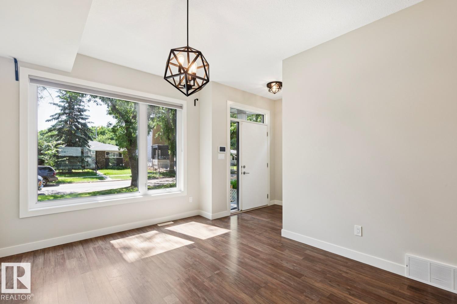 #3 10620 65 Av Nw Property Photo 5
