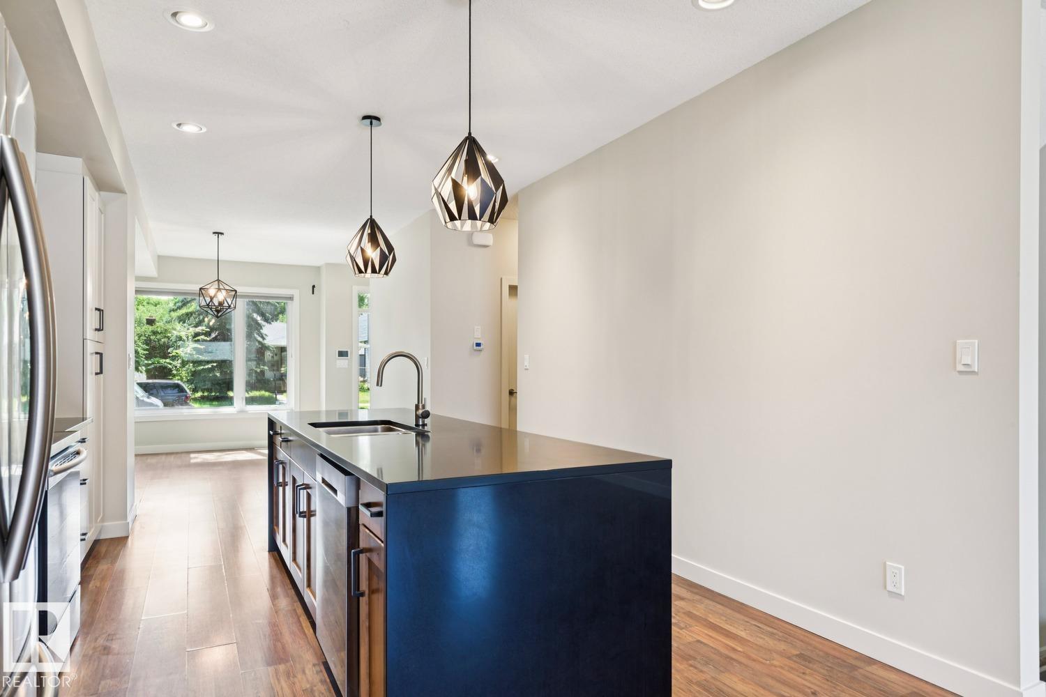 #3 10620 65 Av Nw Property Photo 10