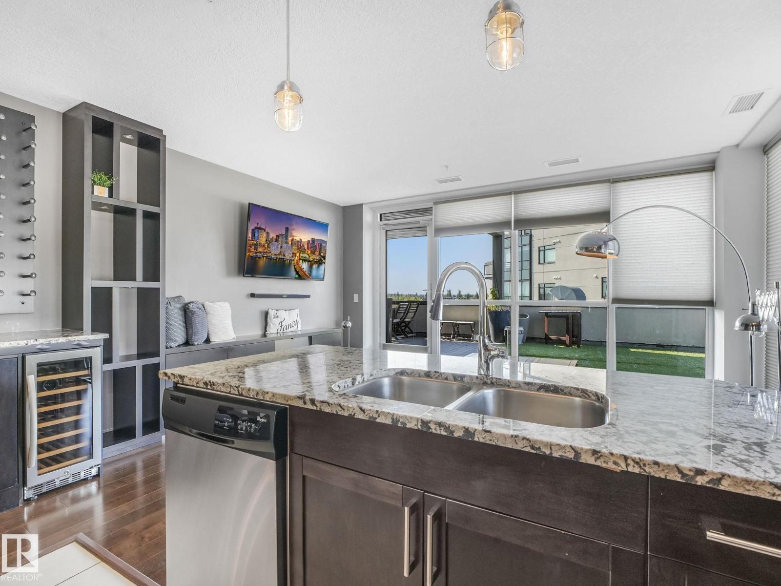 #416 5151 Windermere Bv Sw Property Photo 18