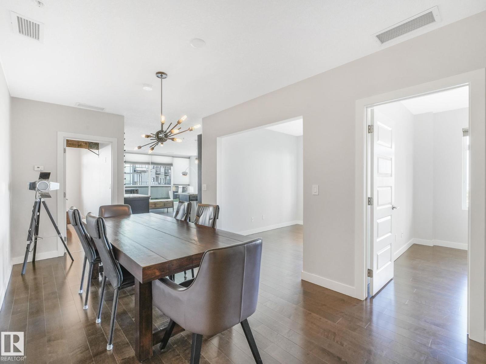 #416 5151 Windermere Bv Sw Property Photo 23