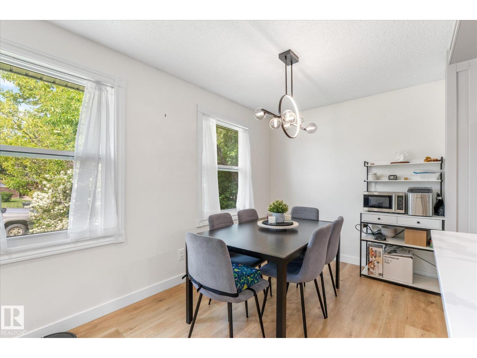 4009 37 Av Nw Property Photo 13