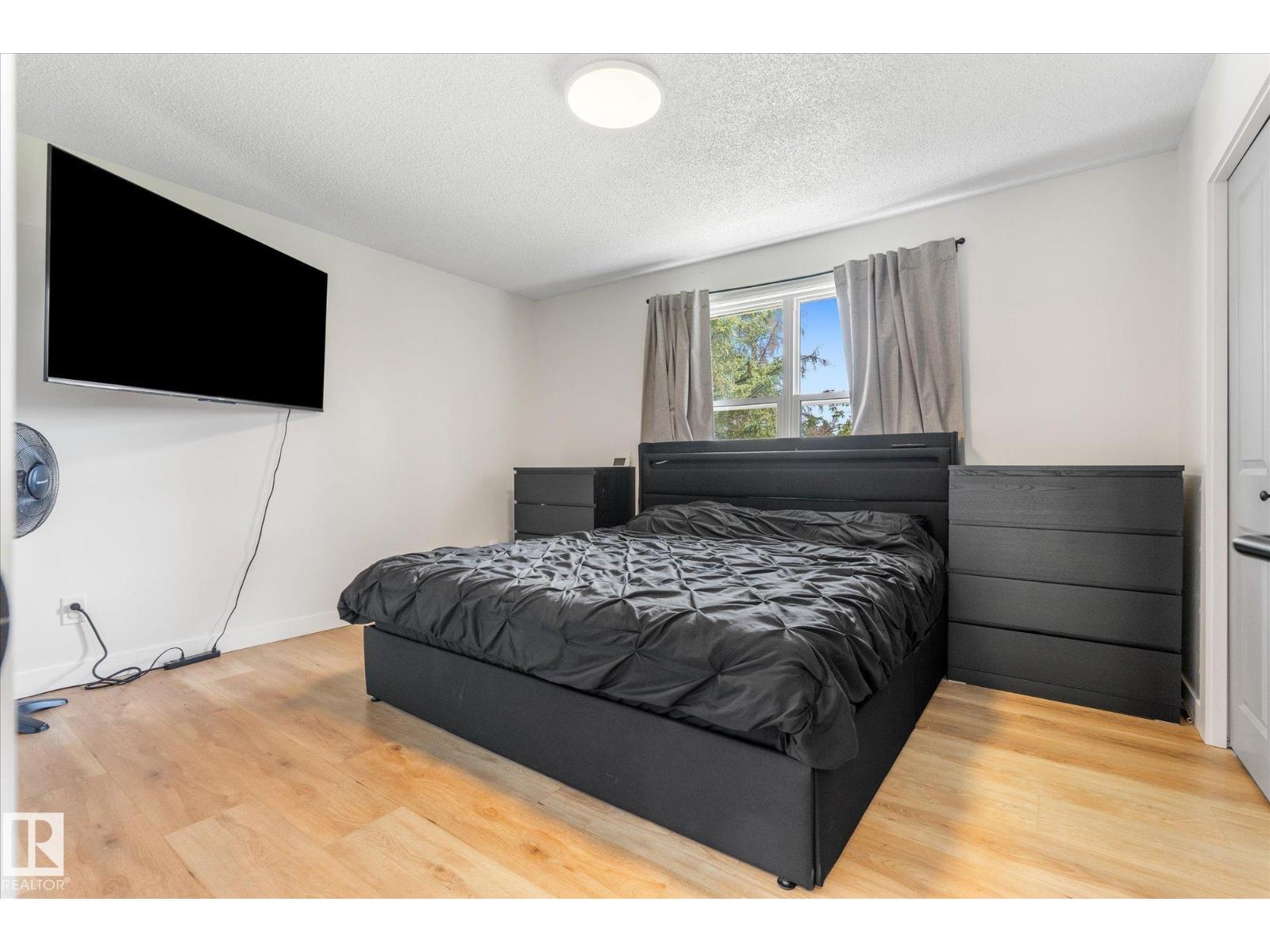 4009 37 Av Nw Property Photo 15