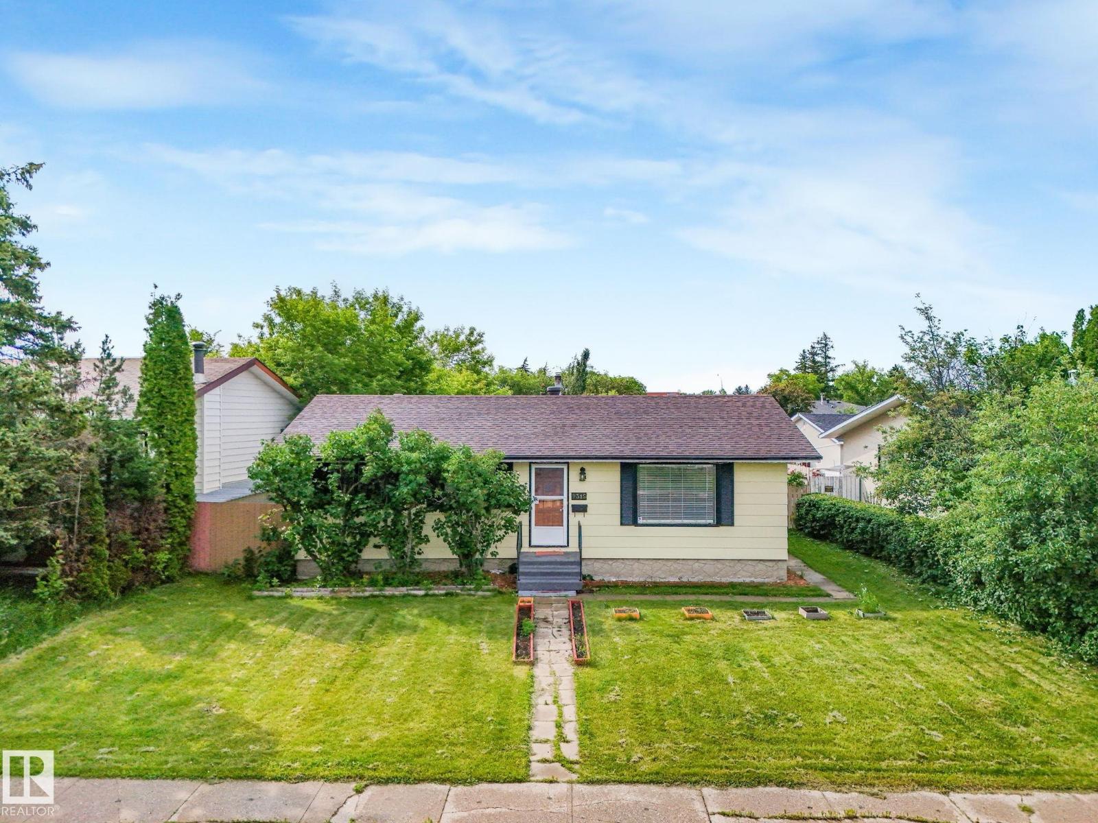 9315 151 Av Nw Property Photo 12