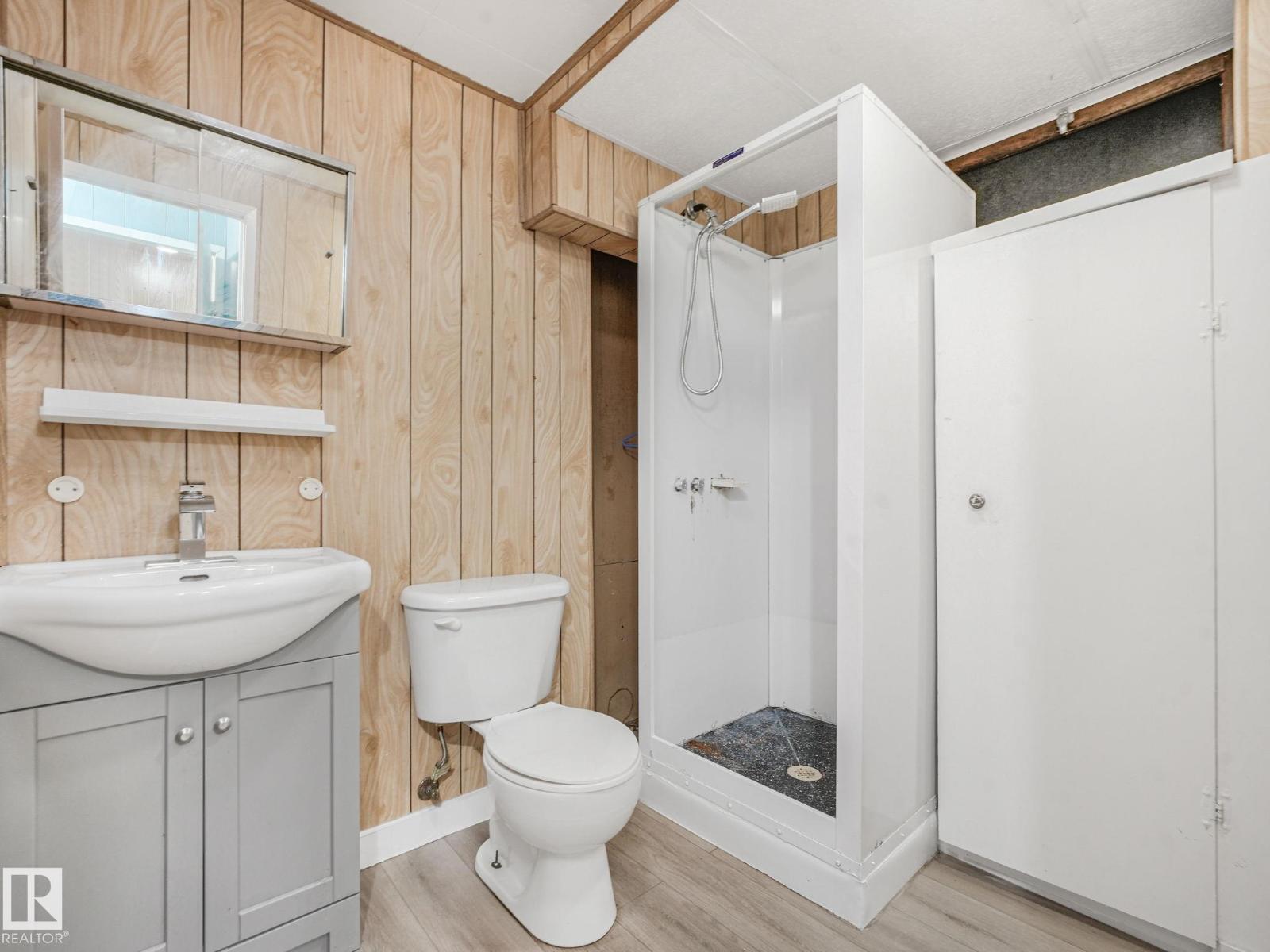 9315 151 Av Nw Property Photo 54