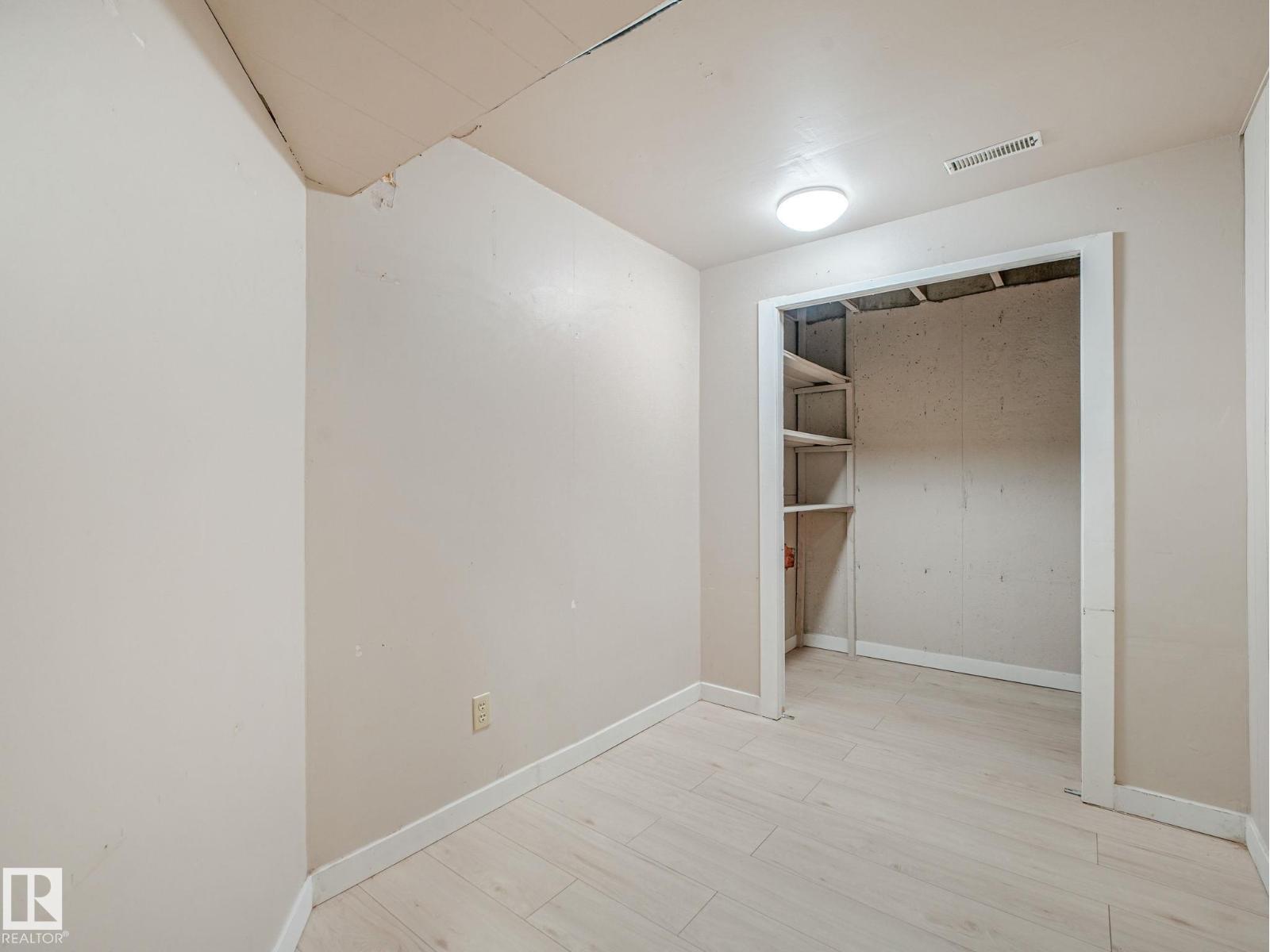 9315 151 Av Nw Property Photo 57