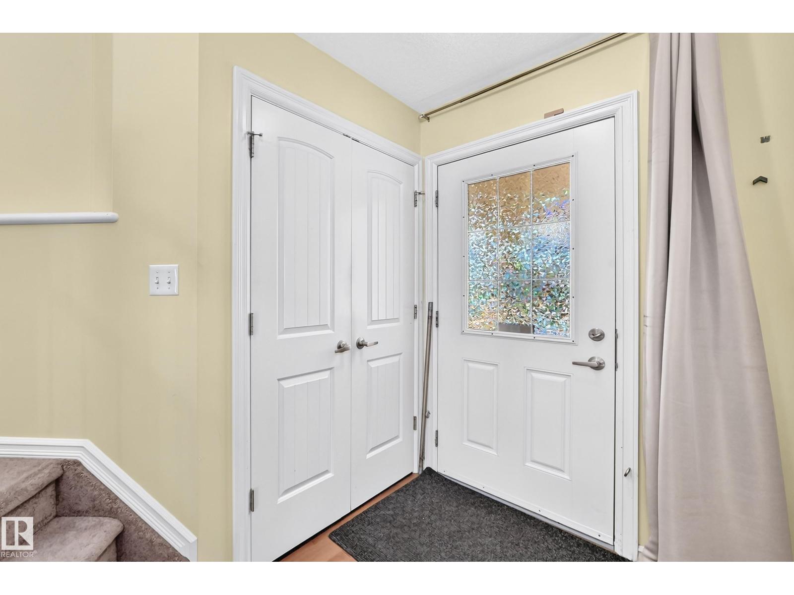211 59 St Sw Property Photo 5