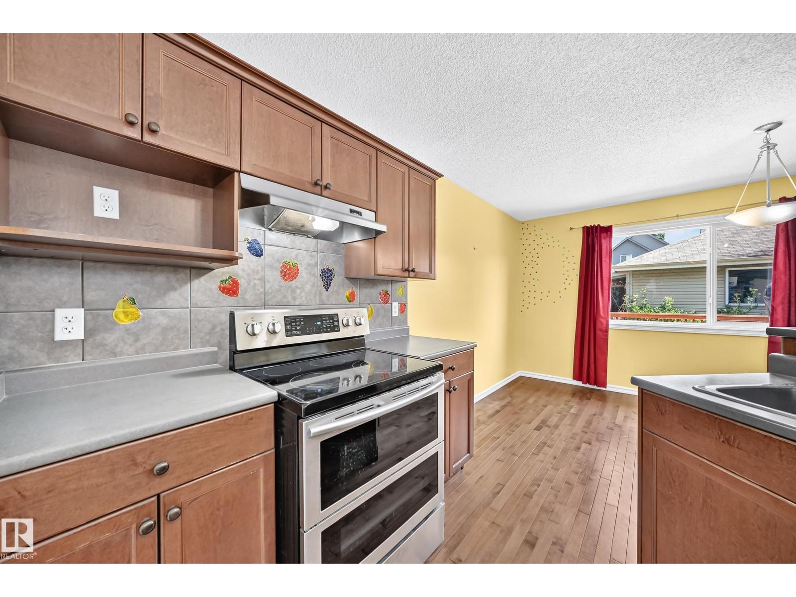211 59 St Sw Property Photo 11