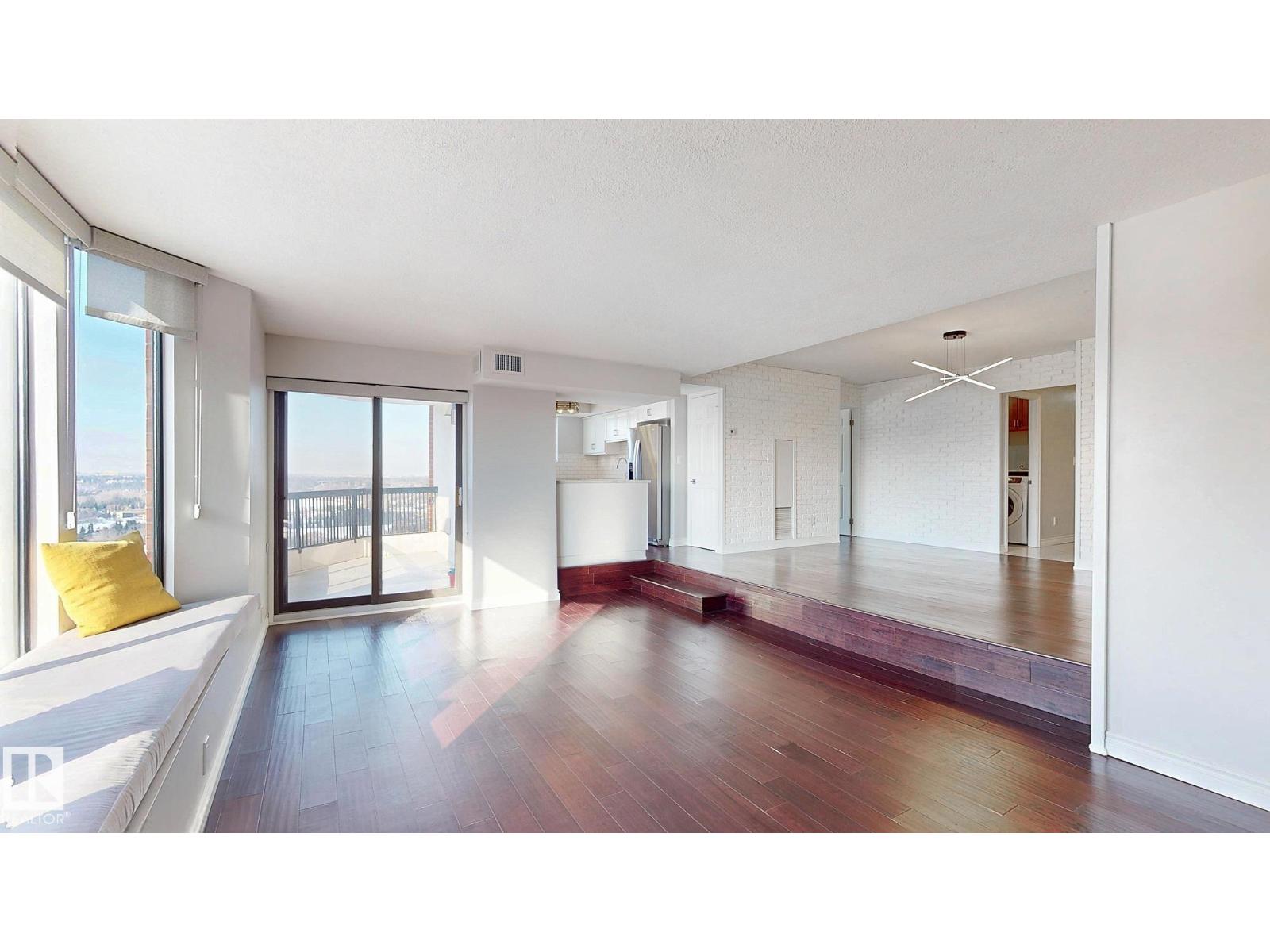 #1504 11503 100 Av Nw Property Photo 15