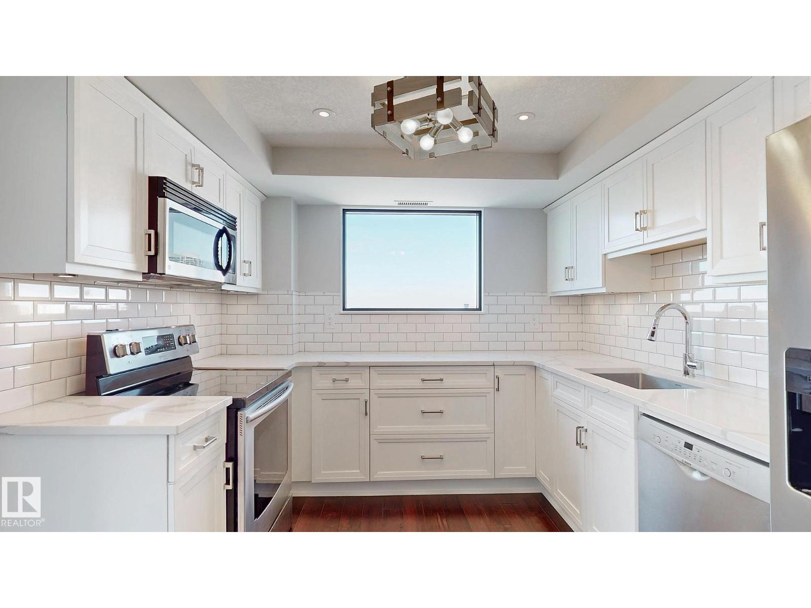 #1504 11503 100 Av Nw Property Photo 25