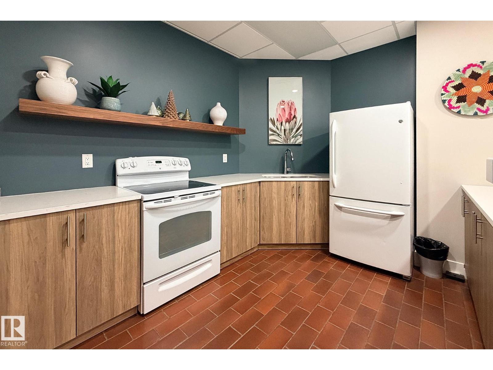 #1504 11503 100 Av Nw Property Photo 48