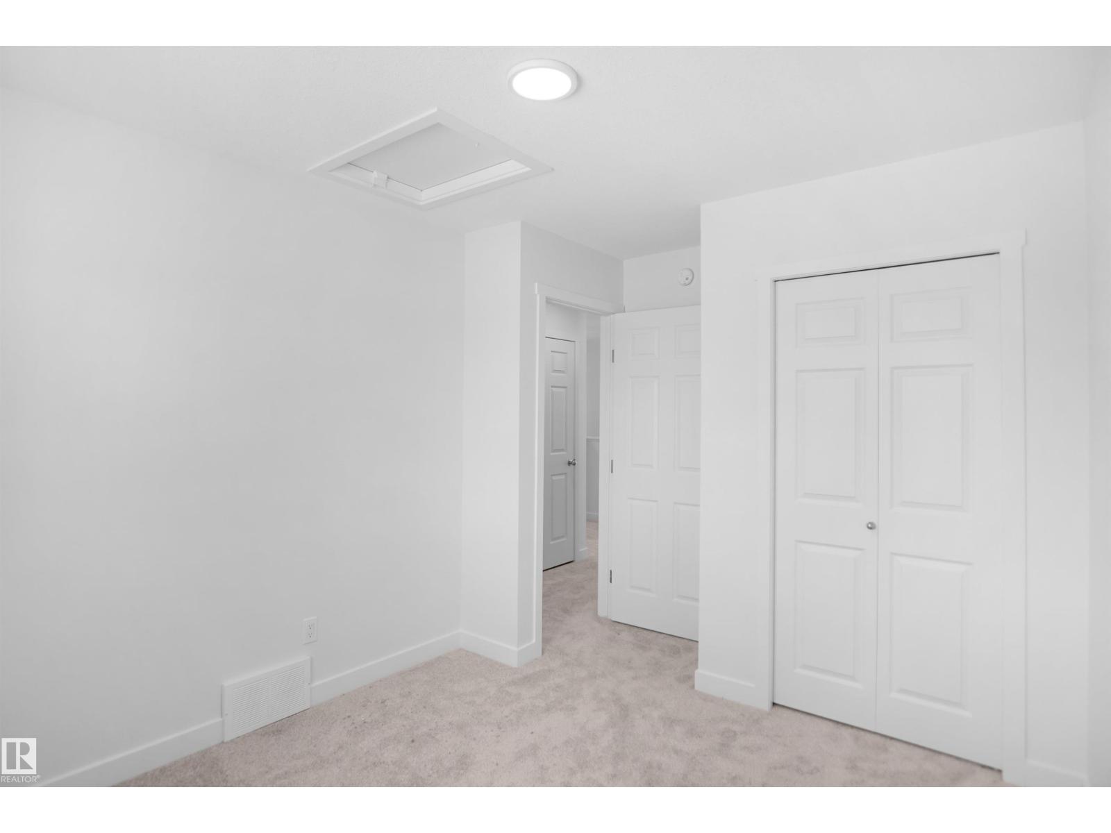 7335 181 Av Nw Property Photo 26