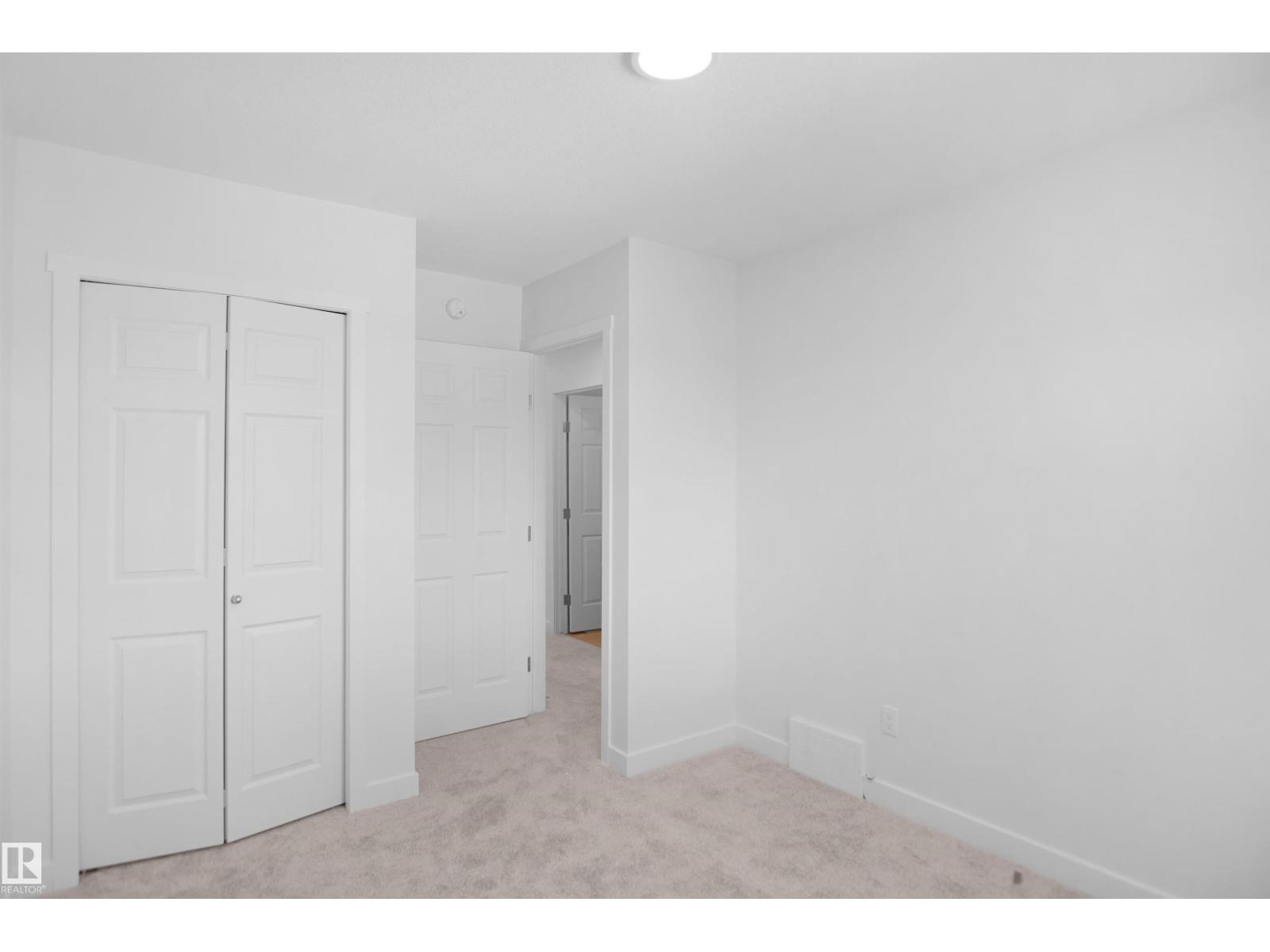7335 181 Av Nw Property Photo 28