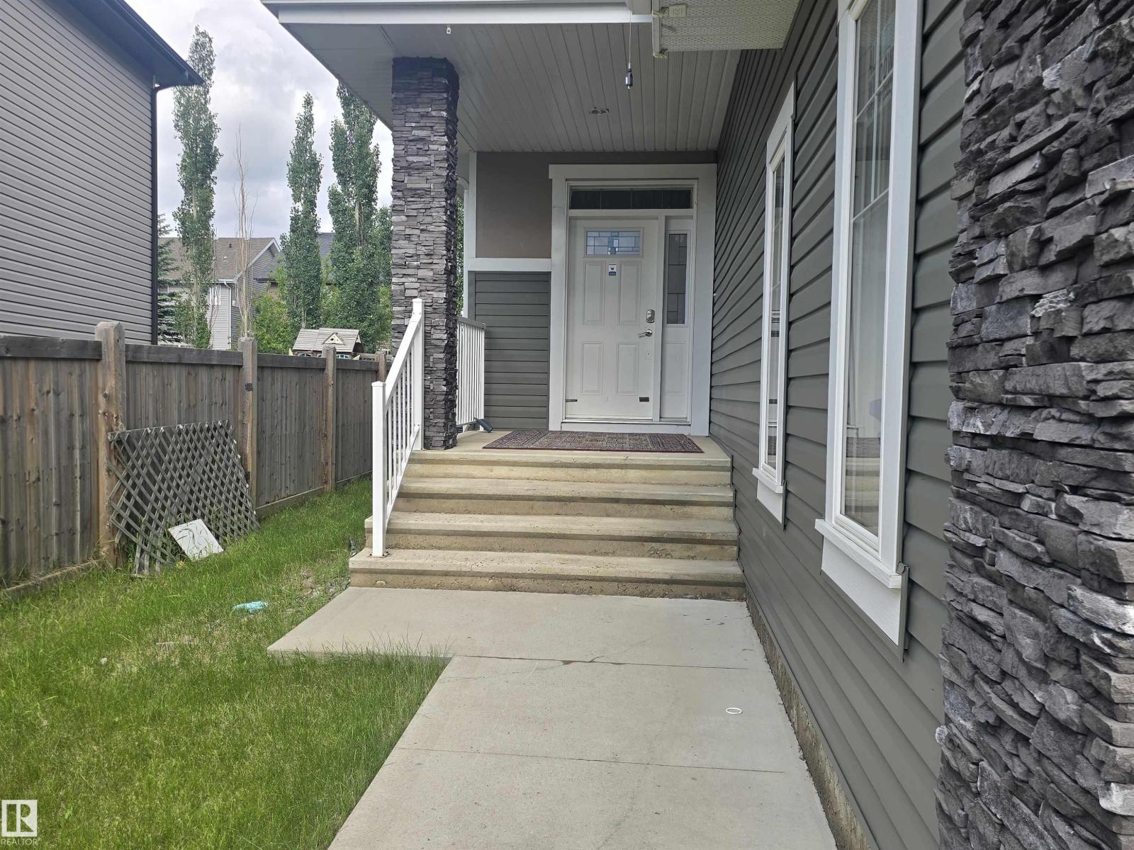 1019 175 St Sw Property Photo 2