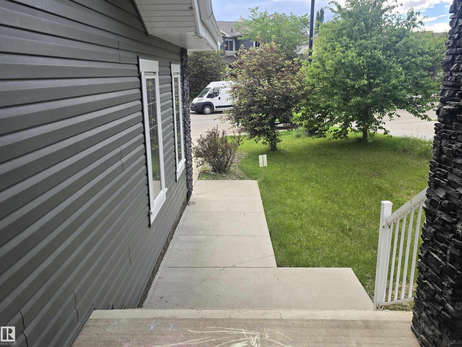 1019 175 St Sw Property Photo 3