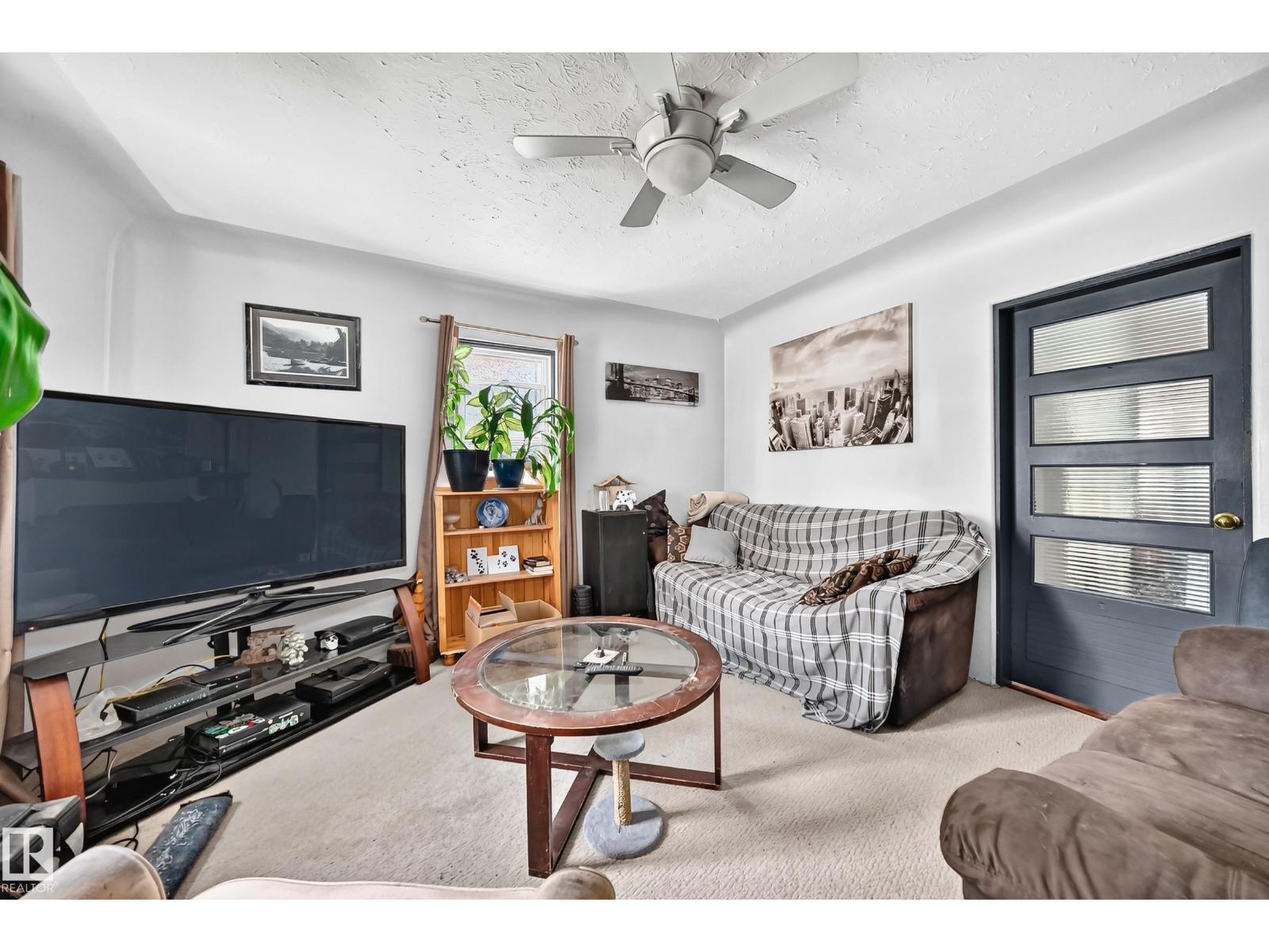 11939 89 St Nw Property Photo 6
