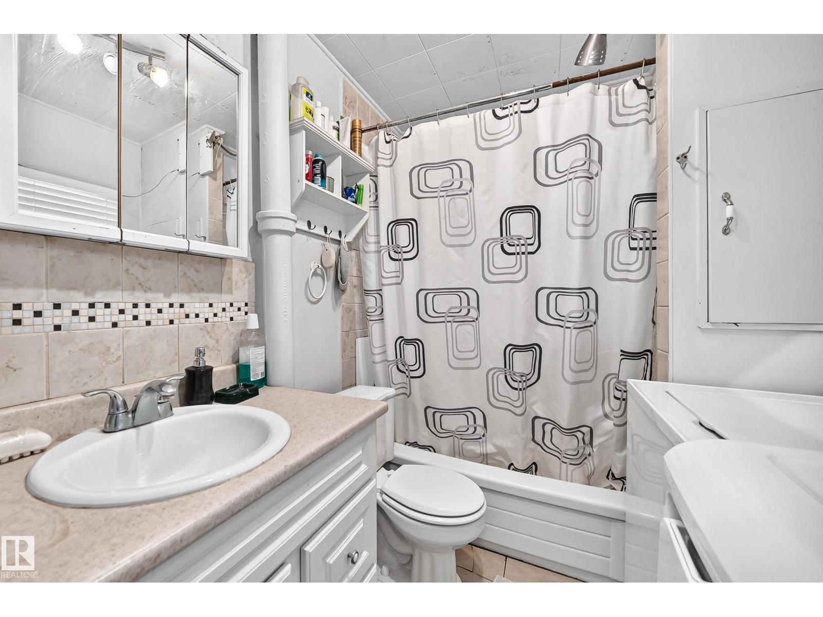 11939 89 St Nw Property Photo 21