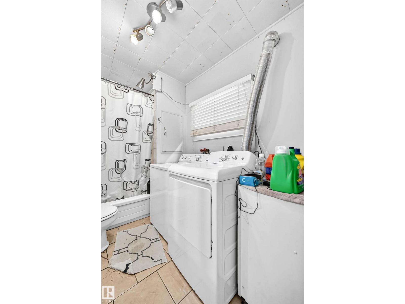 11939 89 St Nw Property Photo 24