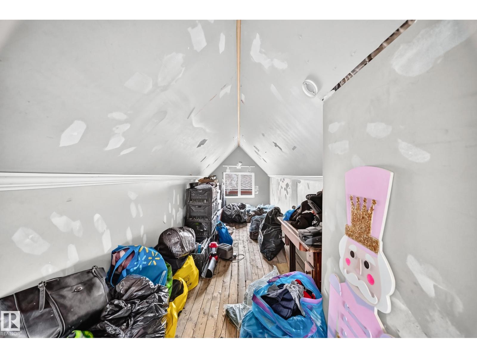 11939 89 St Nw Property Photo 28