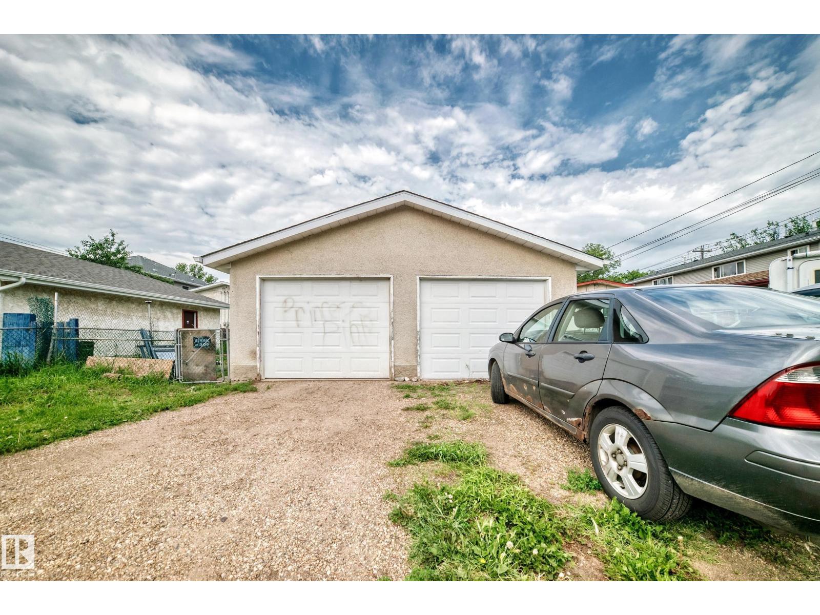 11939 89 St Nw Property Photo 29