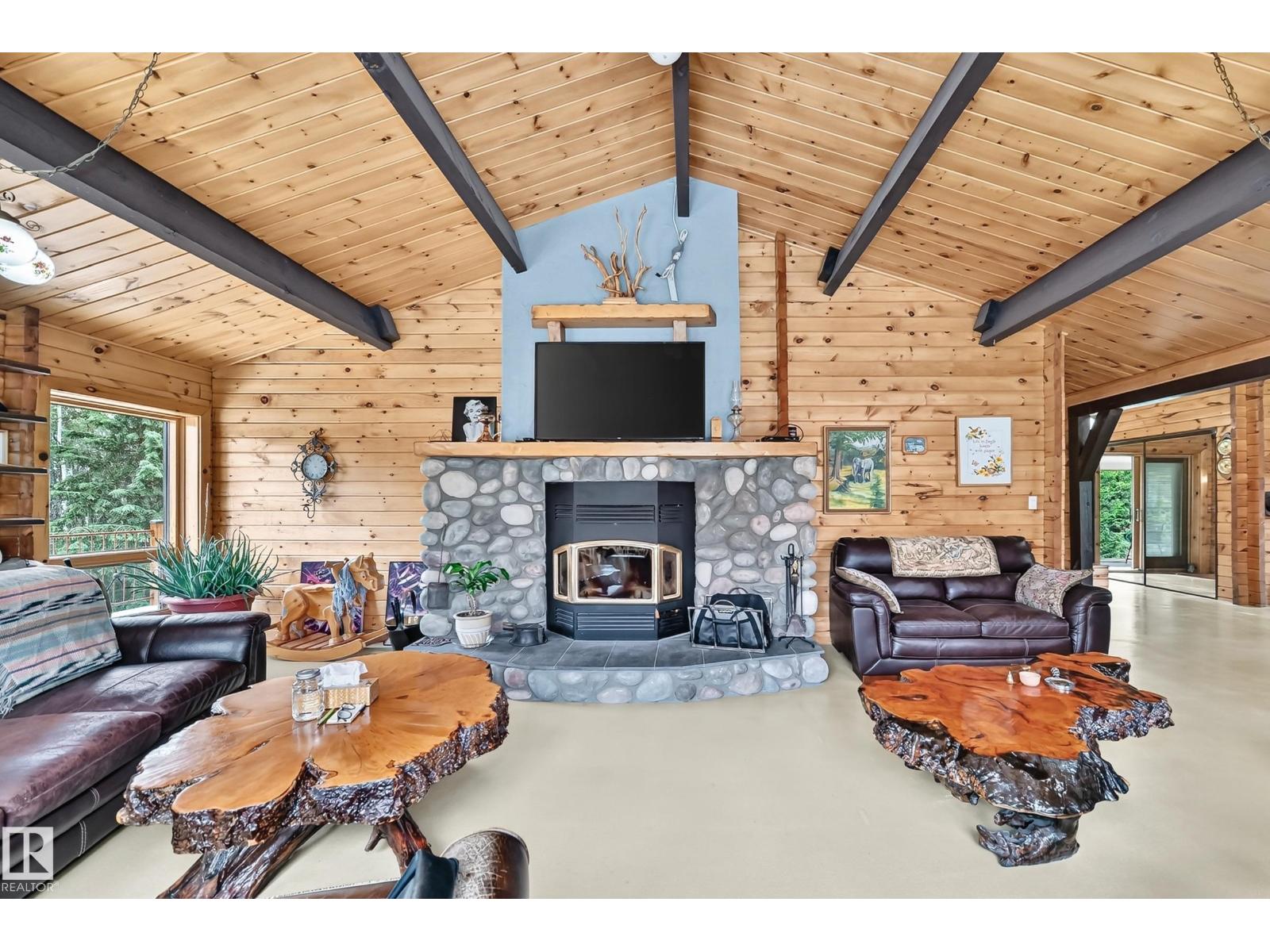 52110 & 52112 Hghway 759 Property Photo 7