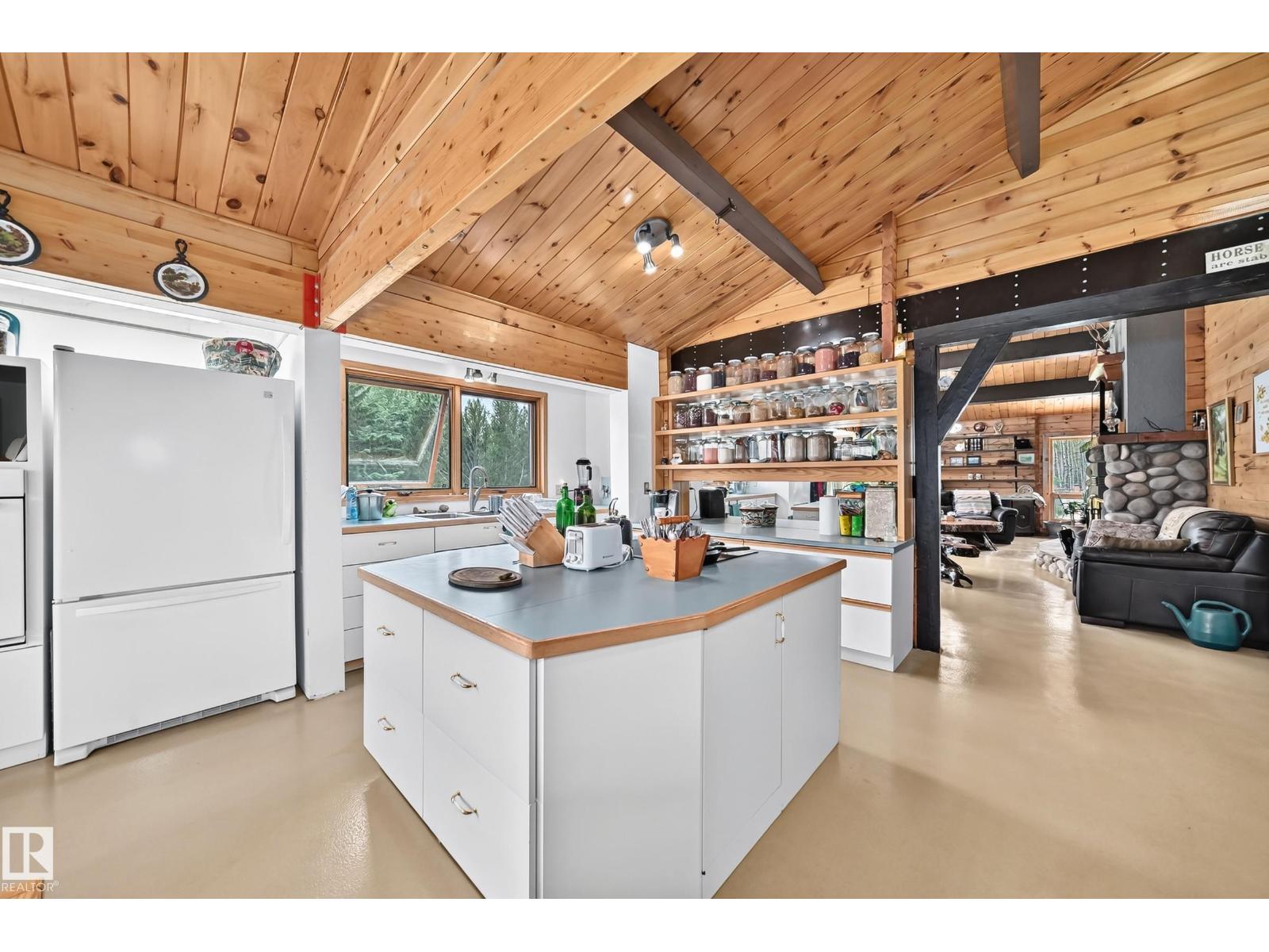 52110 & 52112 Hghway 759 Property Photo 10