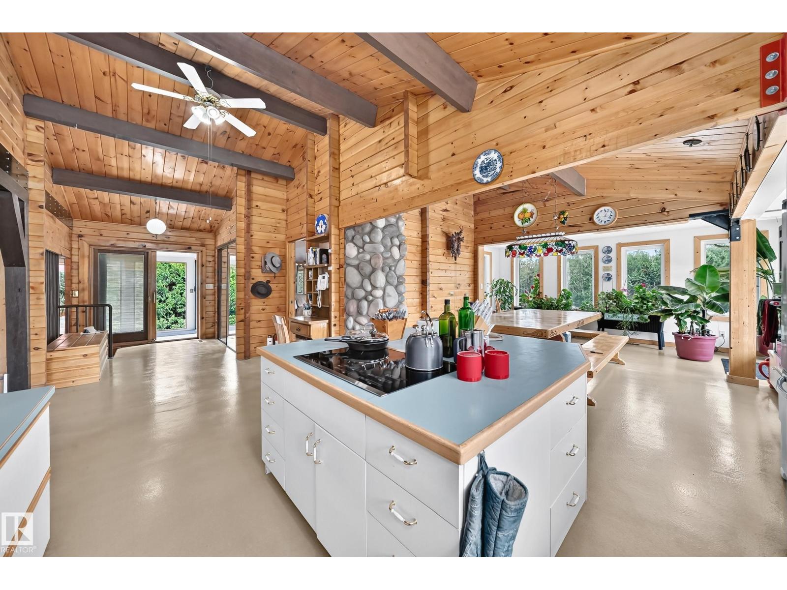 52110 & 52112 Hghway 759 Property Photo 12