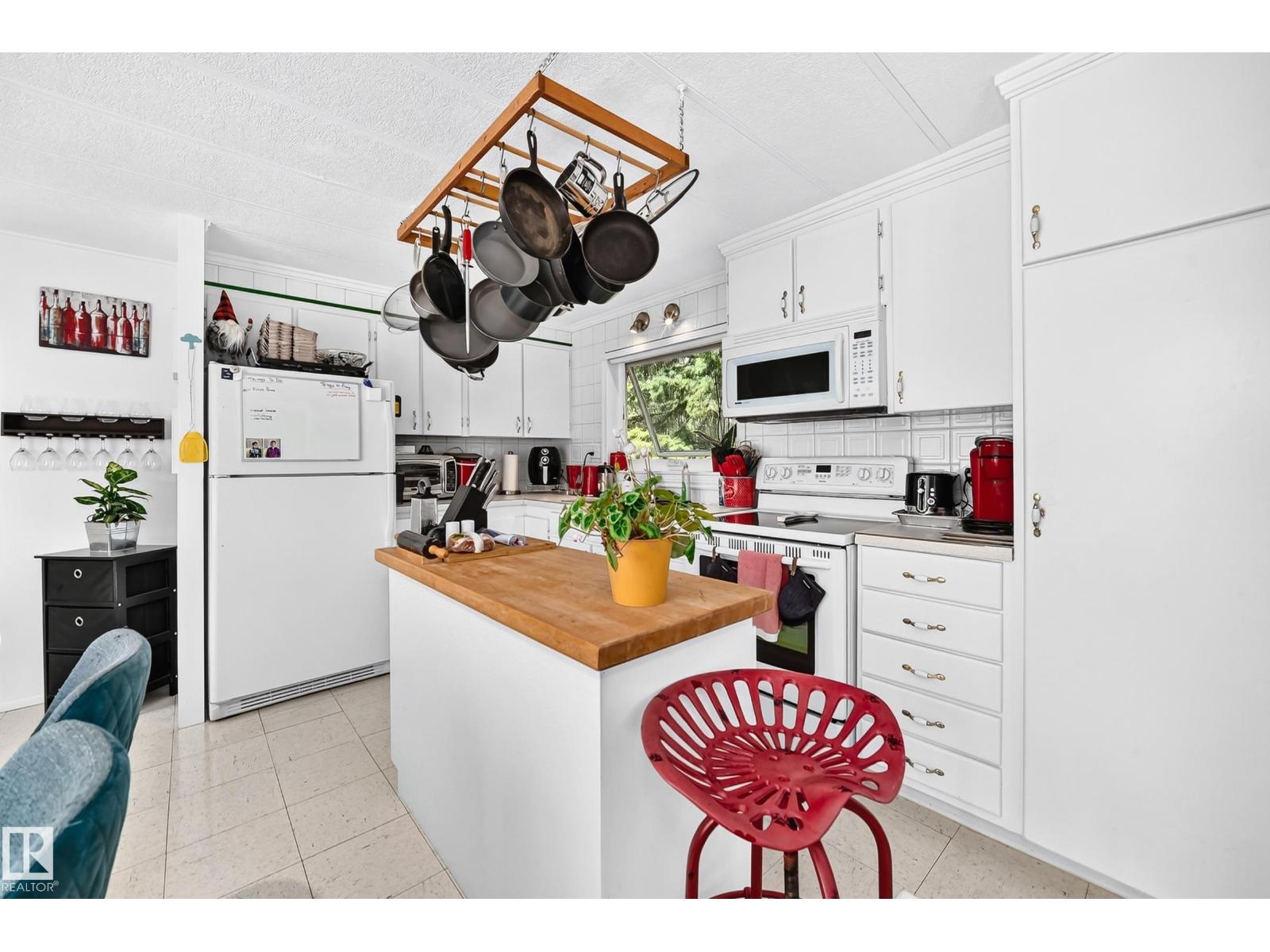52110 & 52112 Hghway 759 Property Photo 61