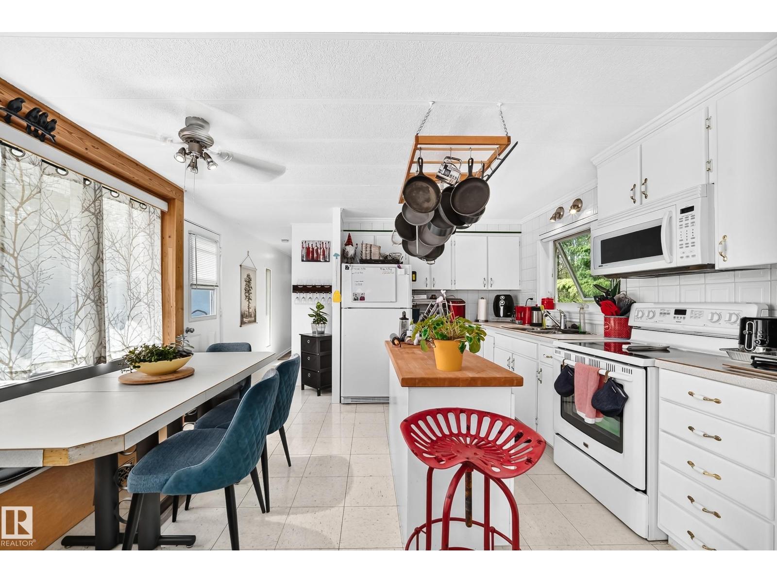 52110 & 52112 Hghway 759 Property Photo 62