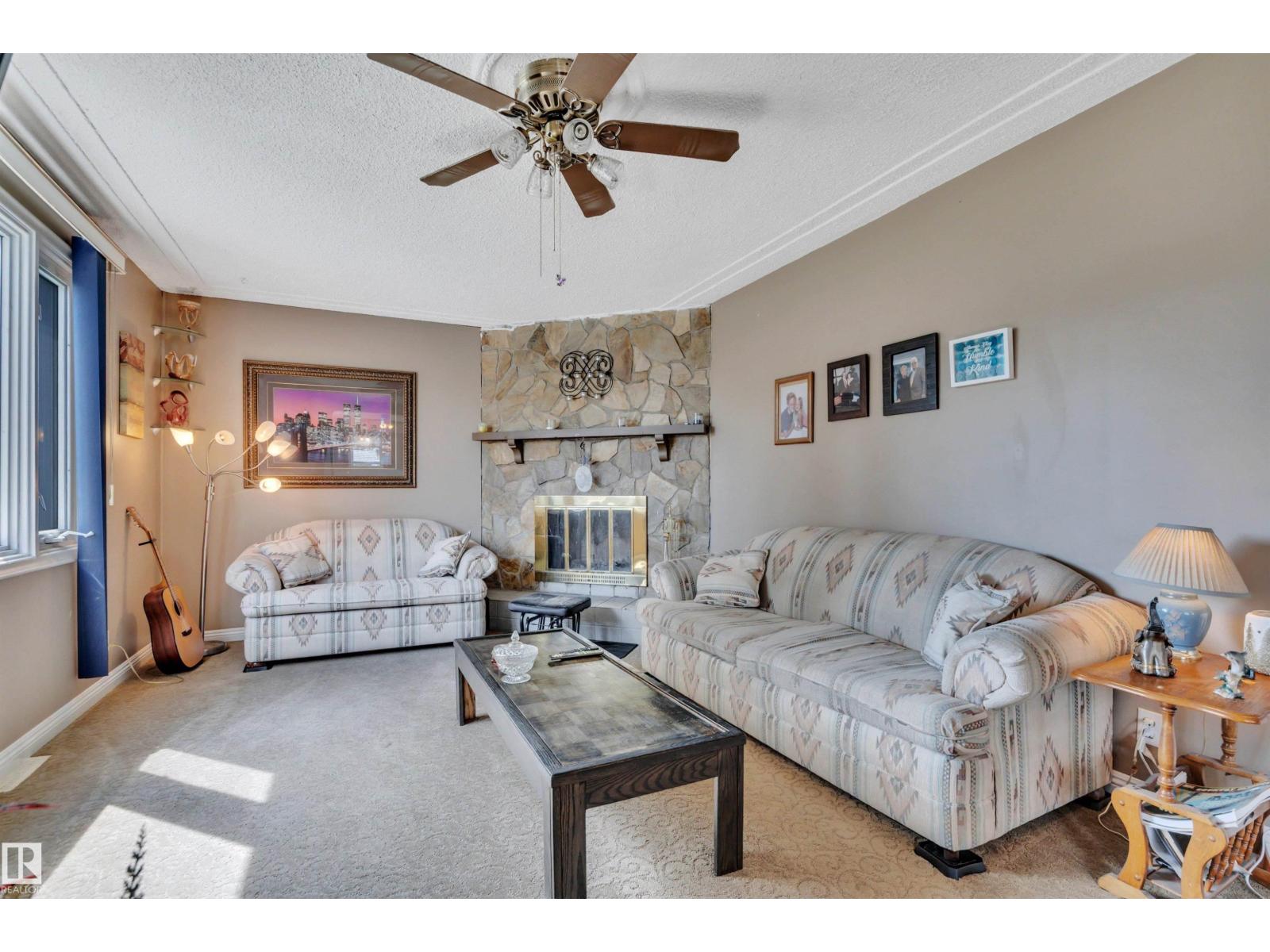 5114 47 Av Property Photo 7