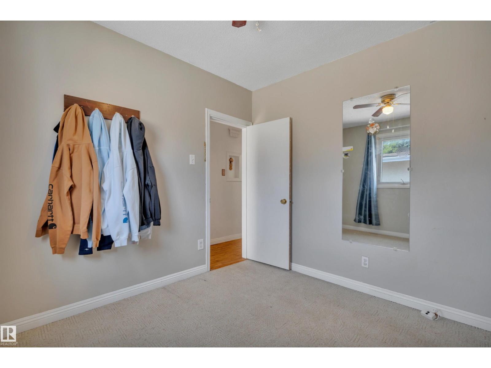 5114 47 Av Property Photo 19