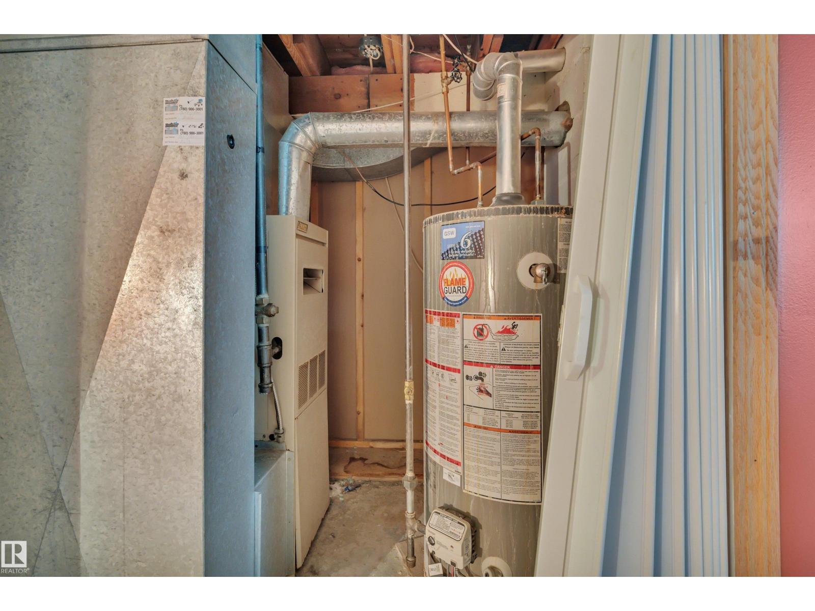 5114 47 Av Property Photo 35