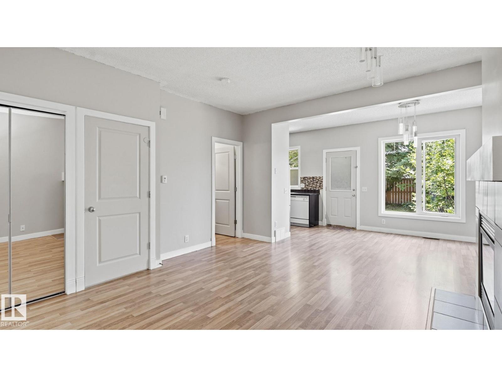 #24 6410 134 Av Nw Property Photo 9