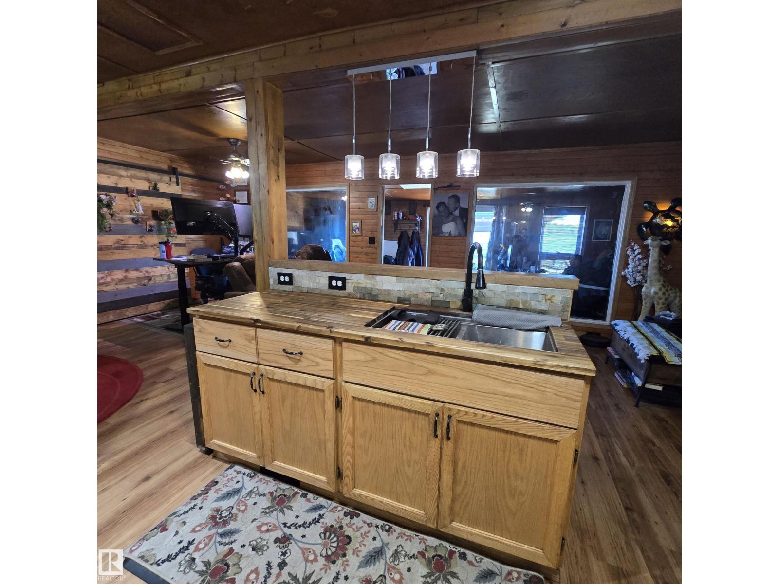 #254 57114 Range Road 25 Property Photo 6