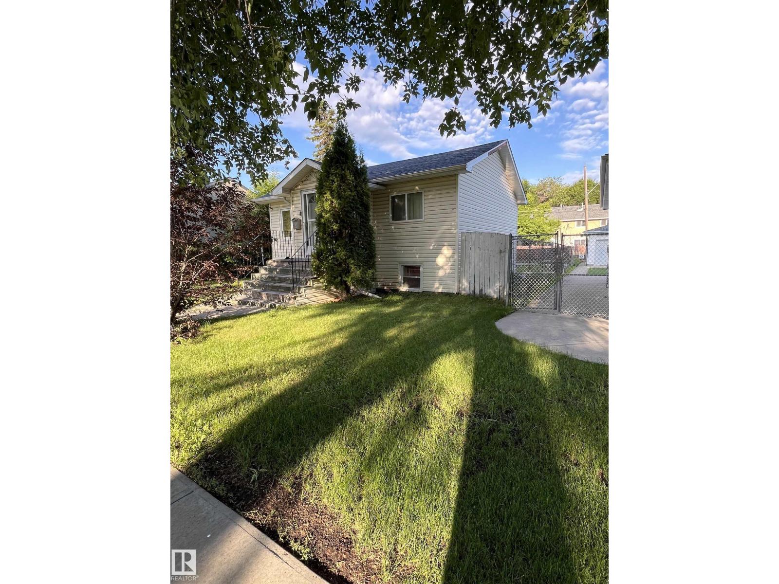 11938 70 Nw Property Photo 7